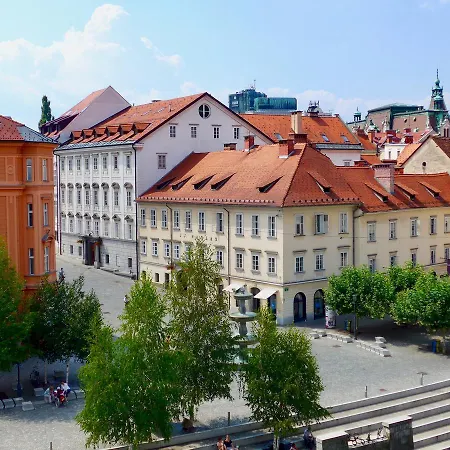 Old Town Terrasse View On River Apartma *