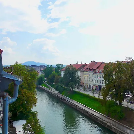 Old Town Terrasse View On River Apartment *